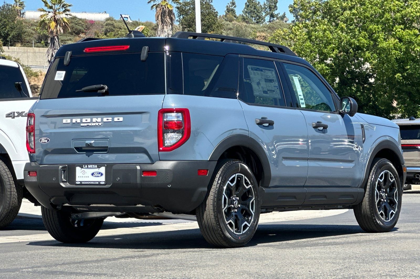 New 2026 Ford Bronco Sport Outer Banks w/ Outer Banks Tech Package+ AWD/4WD image 3