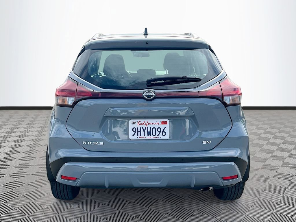 Used 2023 Nissan Kicks SV image 6
