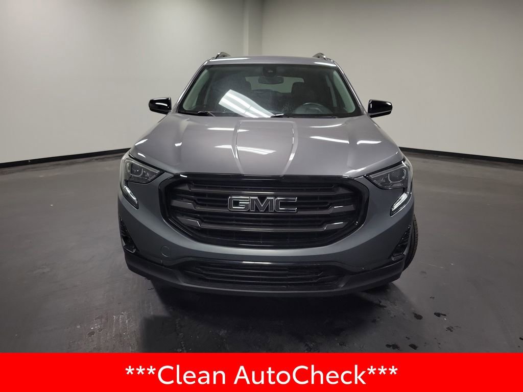 Used 2021 GMC Terrain SLT w/ Elevation Edition image 3