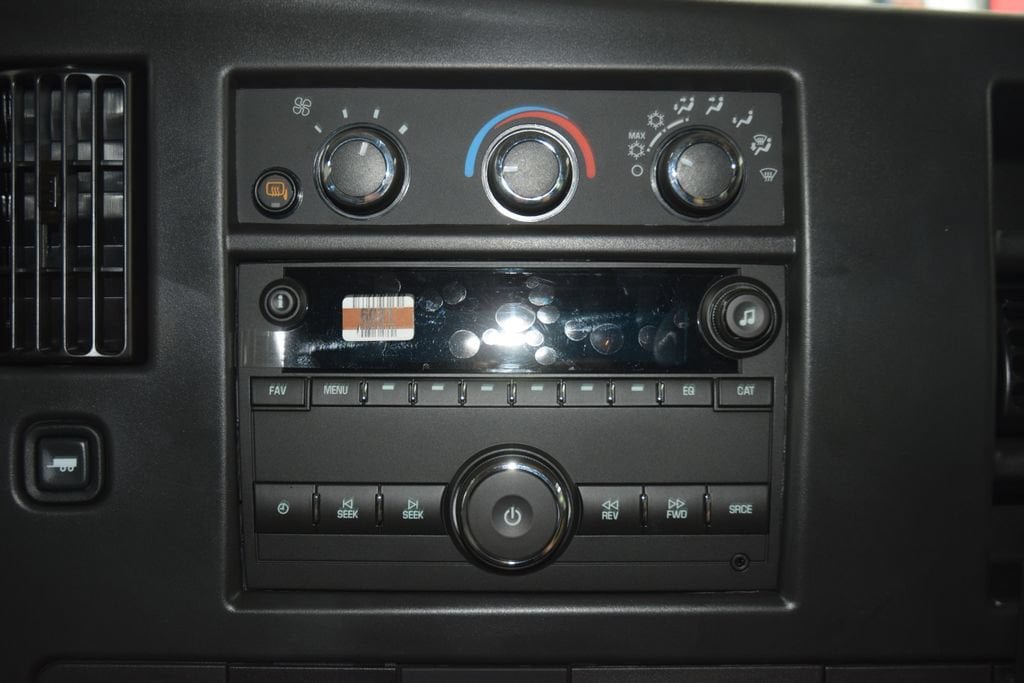New 2026 Chevrolet Express 3500 LS RWD image 22