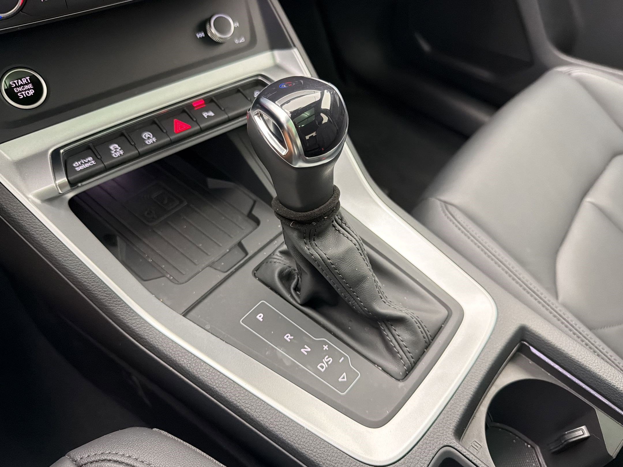 Certified 2025 Audi Q3 2.0T Premium w/ Convenience Package image 19