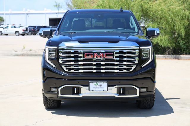 New 2026 GMC Sierra 1500 Denali w/ Technology Package AWD/4WD image 2
