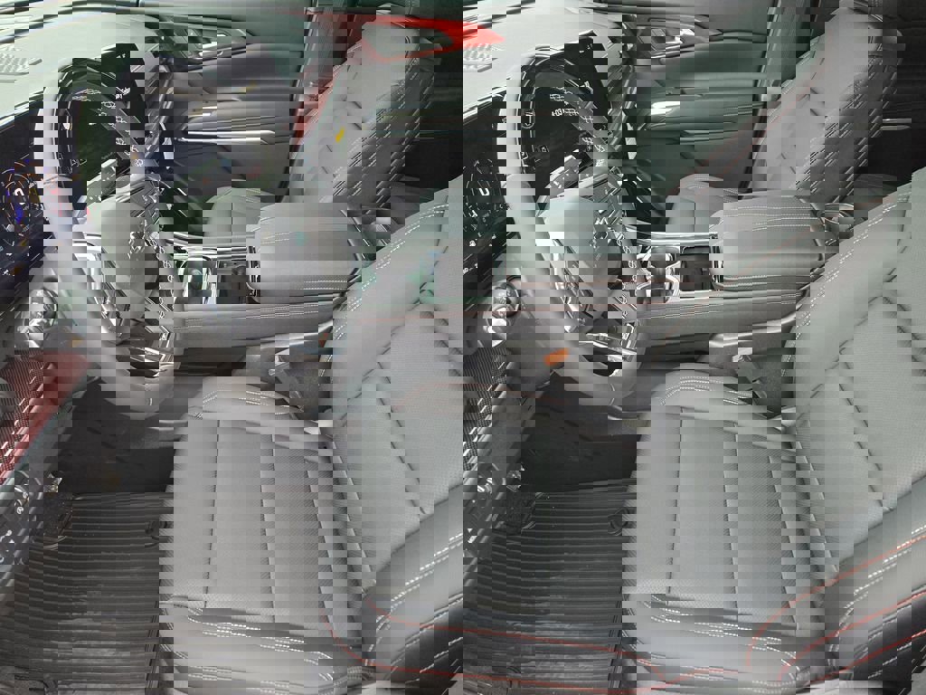 New 2026 Chevrolet Traverse Z71 w/ Enhanced Driving Package image 9