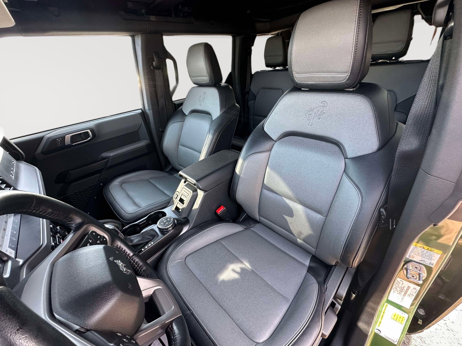 Used 2024 Ford Bronco Everglades image 23