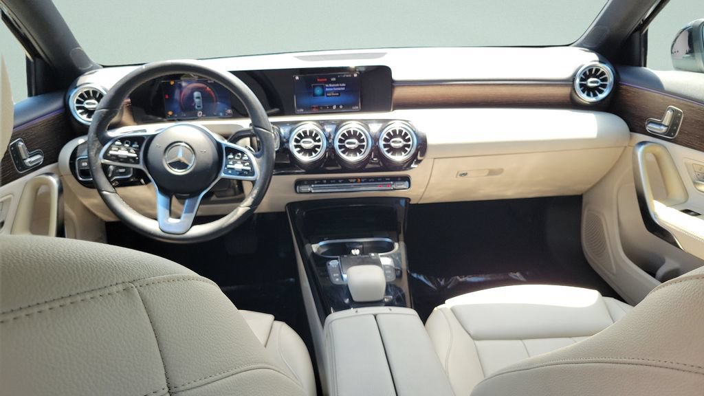 Used 2021 Mercedes-Benz A 220 image 10