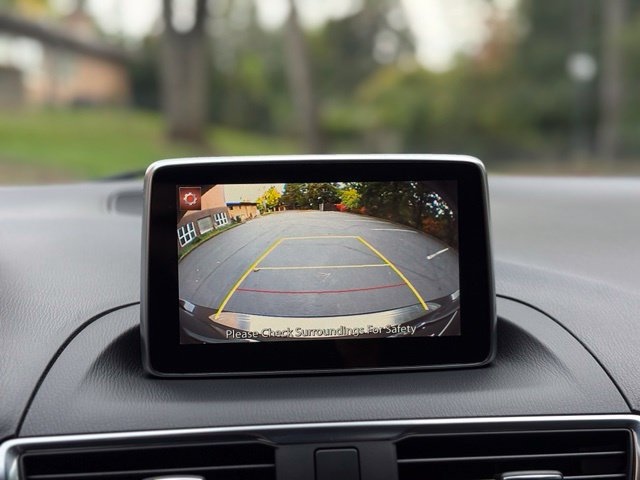 Used 2014 MAZDA MAZDA3 s Grand Touring w/ Technology Package FWD image 31