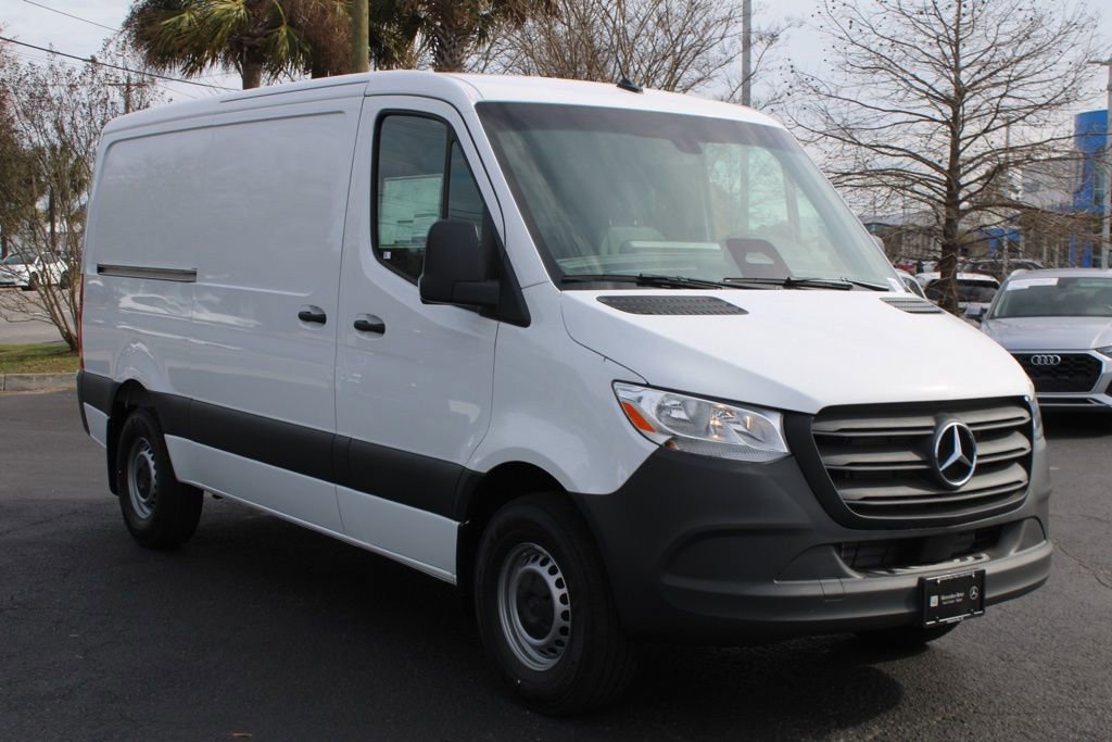 New 2026 Mercedes-Benz Sprinter 144 Cargo image 7