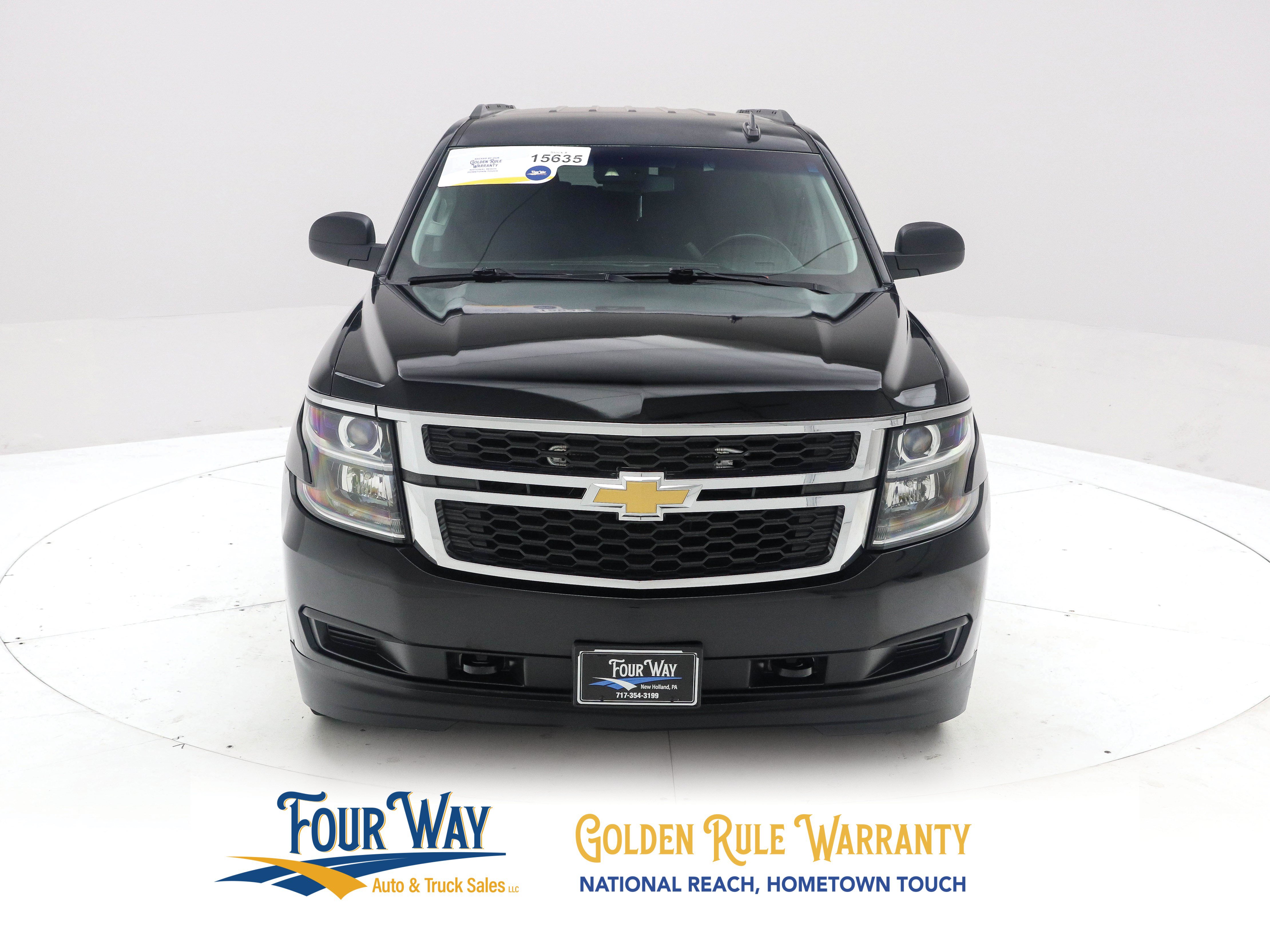 Used 2017 Chevrolet Suburban 3500 LS w/ Driver Alert Package AWD/4WD image 9