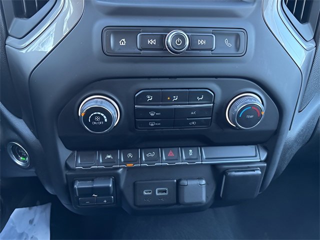 Used 2023 Chevrolet Silverado 1500 Custom image 13