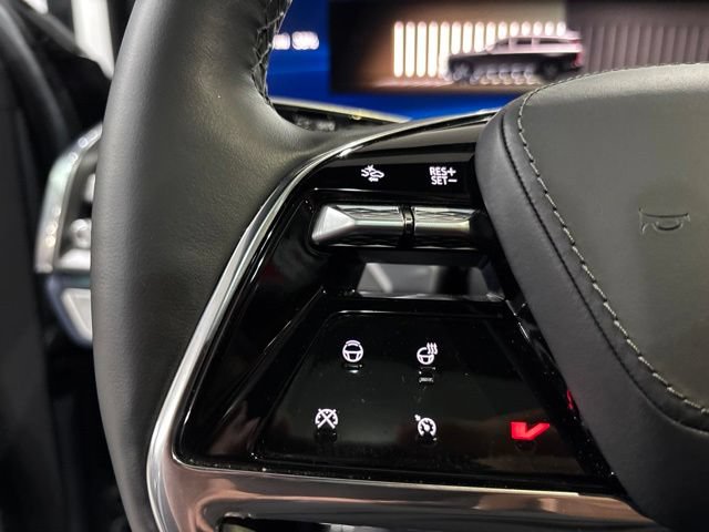 Certified 2026 Cadillac Vistiq Premium Luxury AWD/4WD image 19