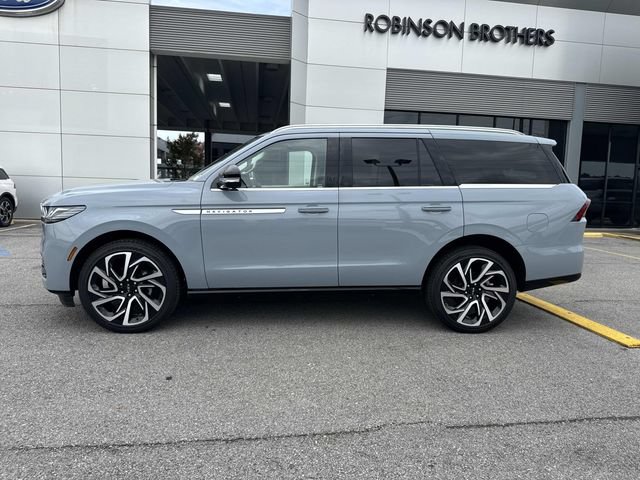 New 2026 Lincoln Navigator Reserve AWD/4WD image 6