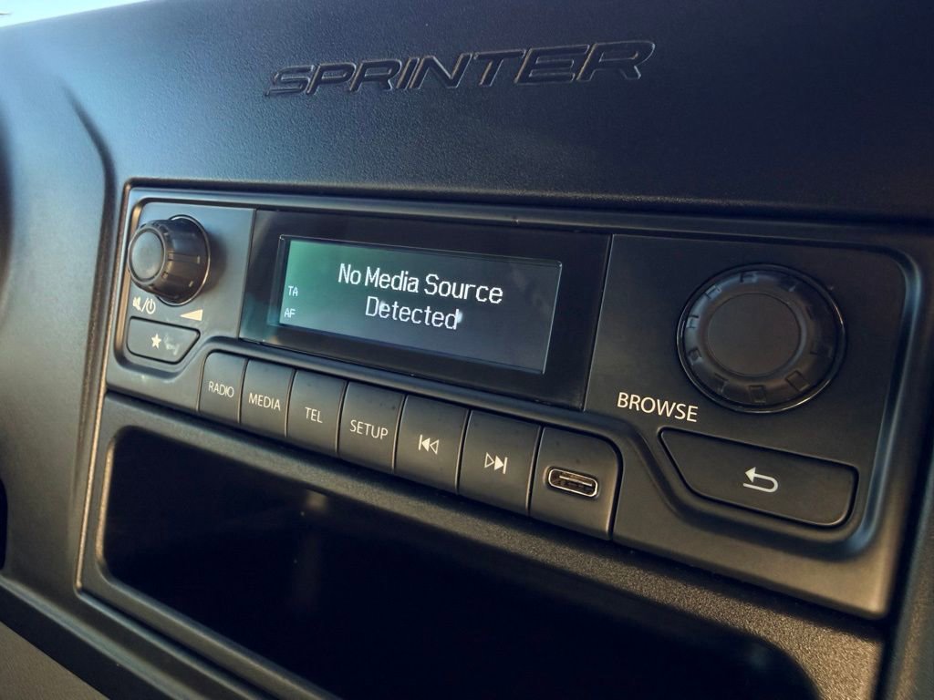 Used 2021 Mercedes-Benz Sprinter 2500 image 16