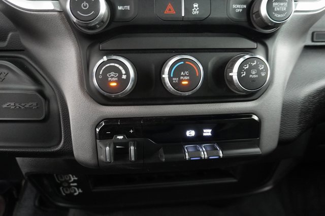 Used 2024 RAM 2500 Big Horn image 29