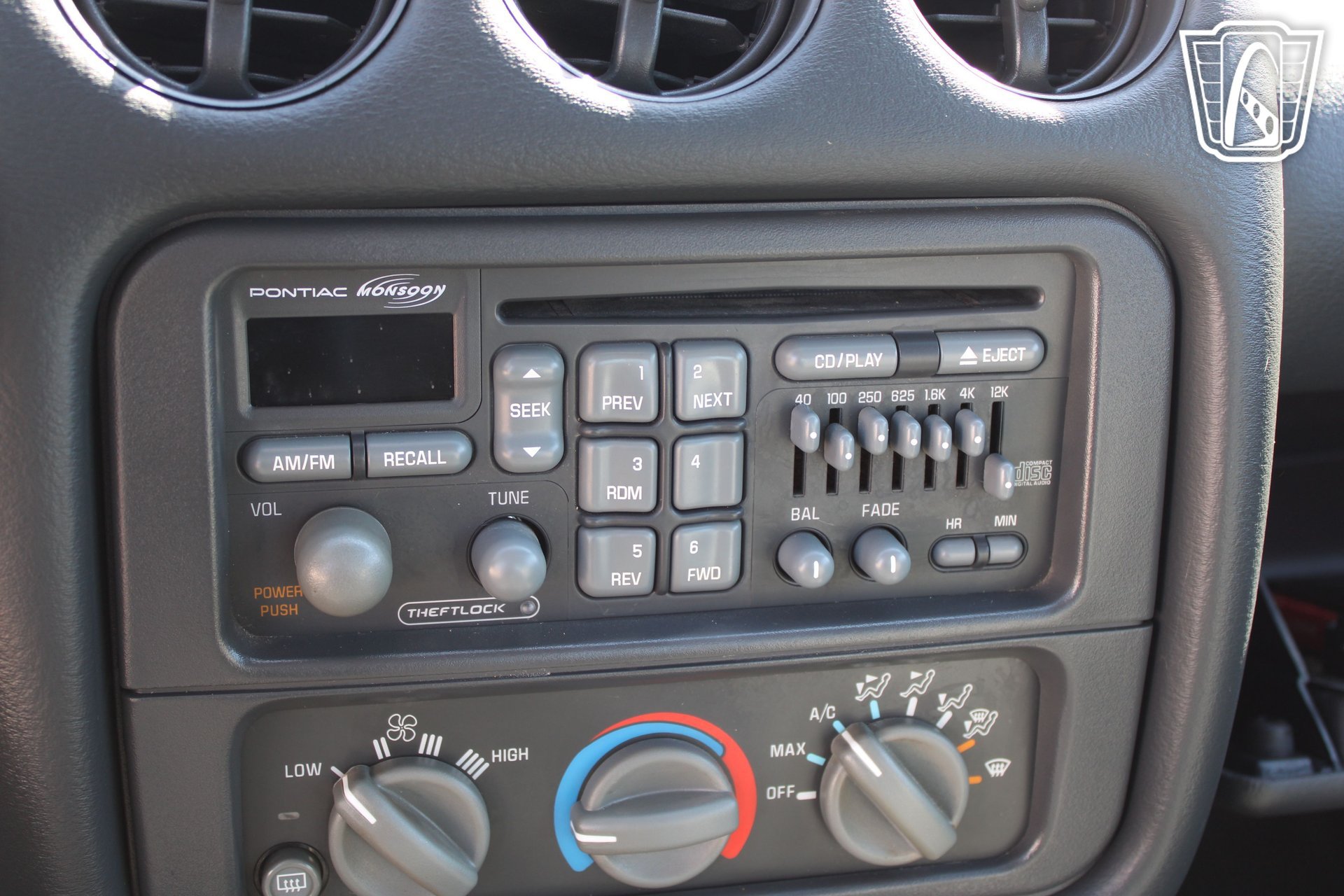 Used 1999 Pontiac Firebird Formula w/ Security Pkg RWD image 14