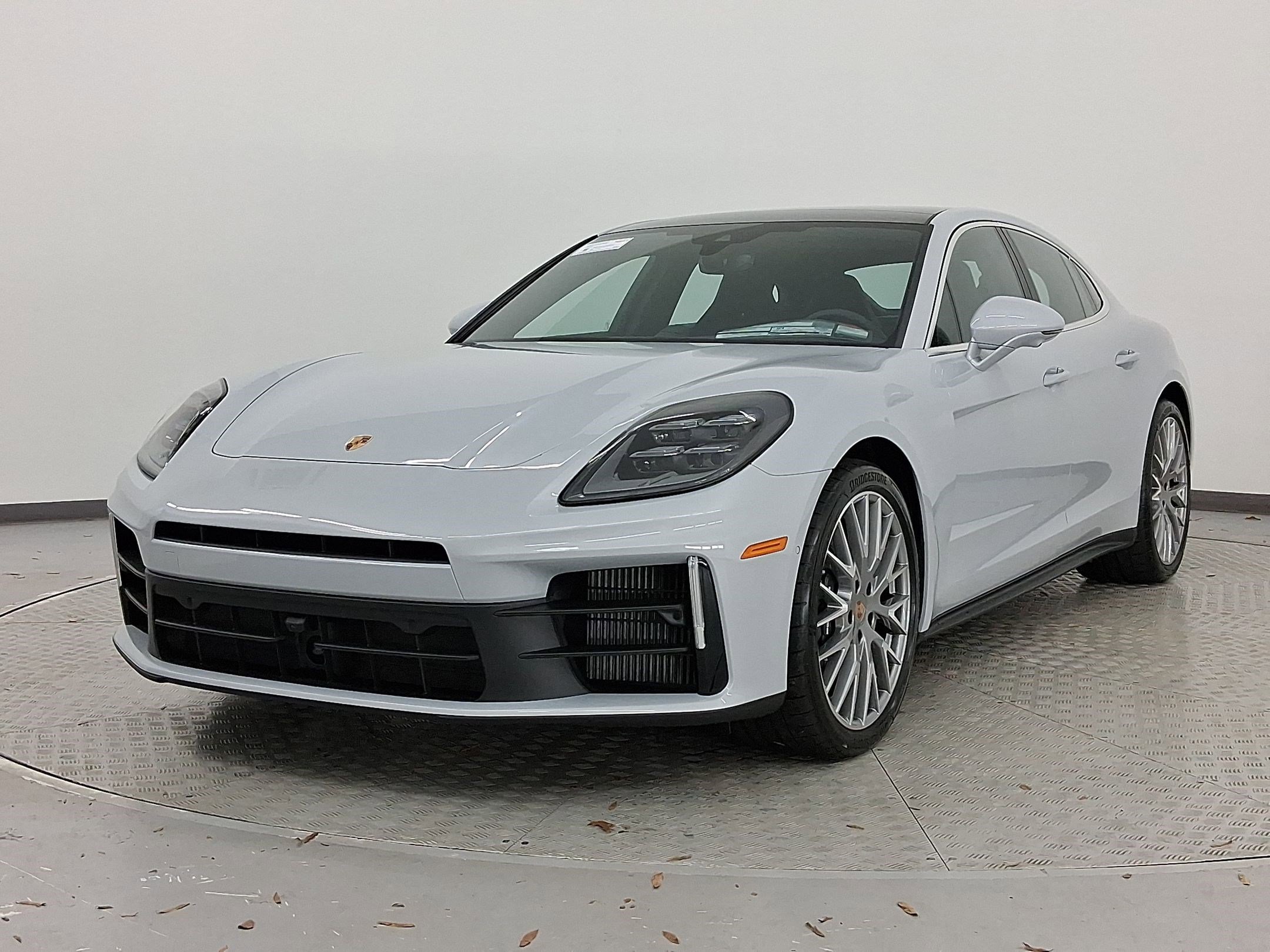 New 2026 Porsche Panamera 4