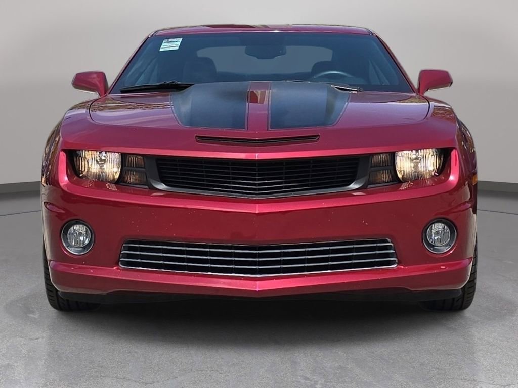 Used 2010 Chevrolet Camaro SS w/ Black Stripe Package RWD image 3