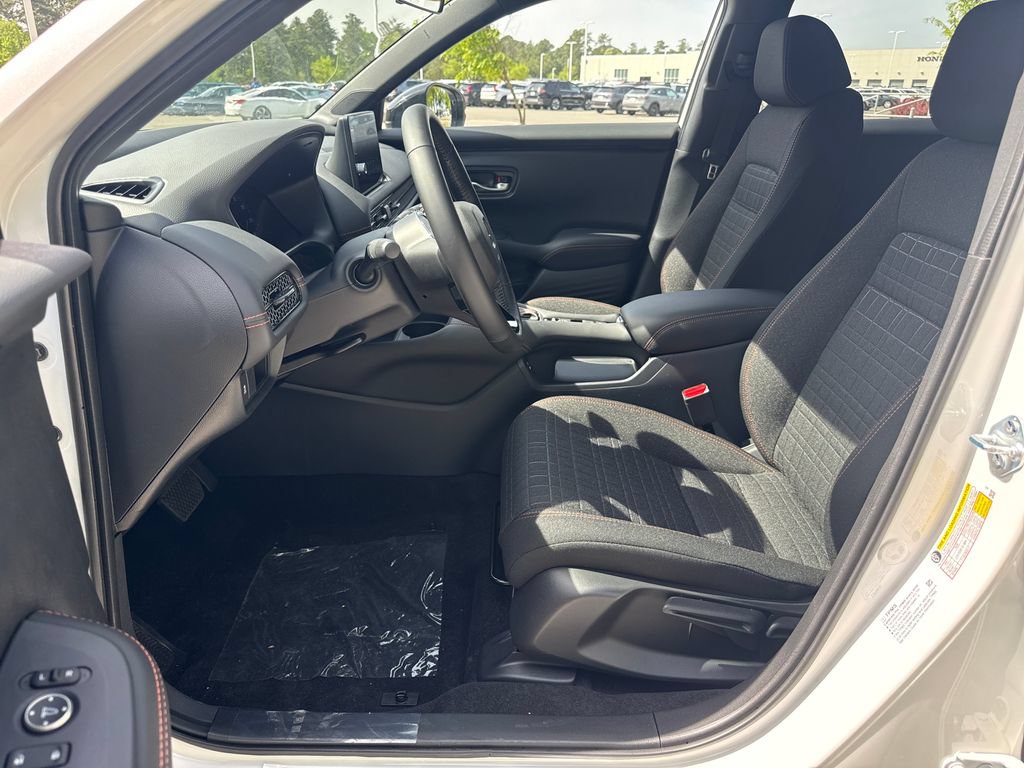 Certified 2026 Honda HR-V Sport image 13