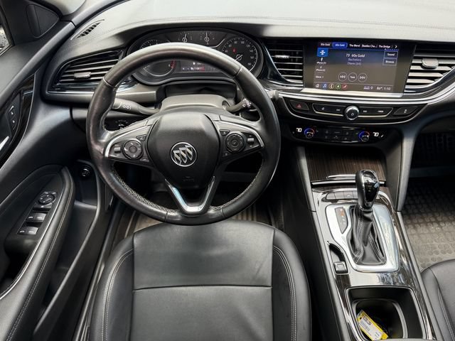 Used 2020 Buick Regal Essence AWD/4WD image 16
