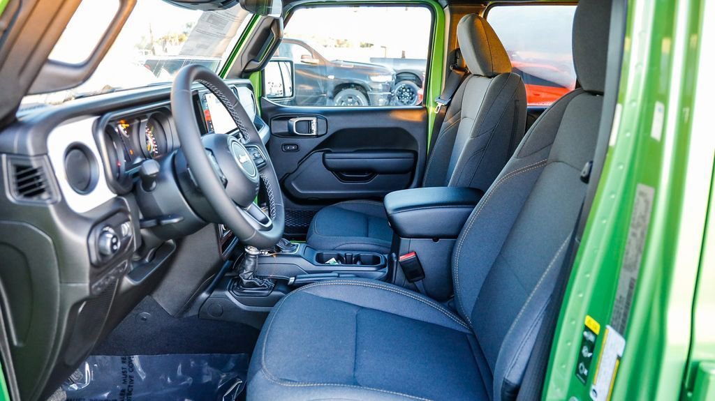 New 2026 Jeep Gladiator Sport image 19