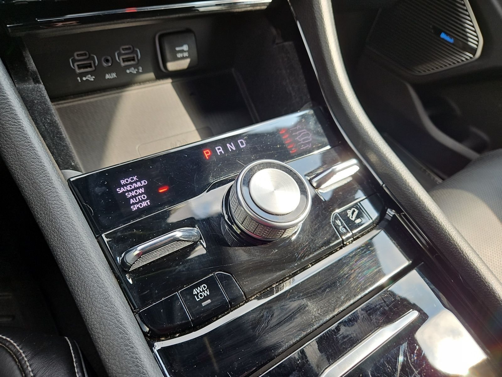Used 2021 Jeep Grand Cherokee L Overland w/ Luxury Tech Group IV AWD/4WD image 27