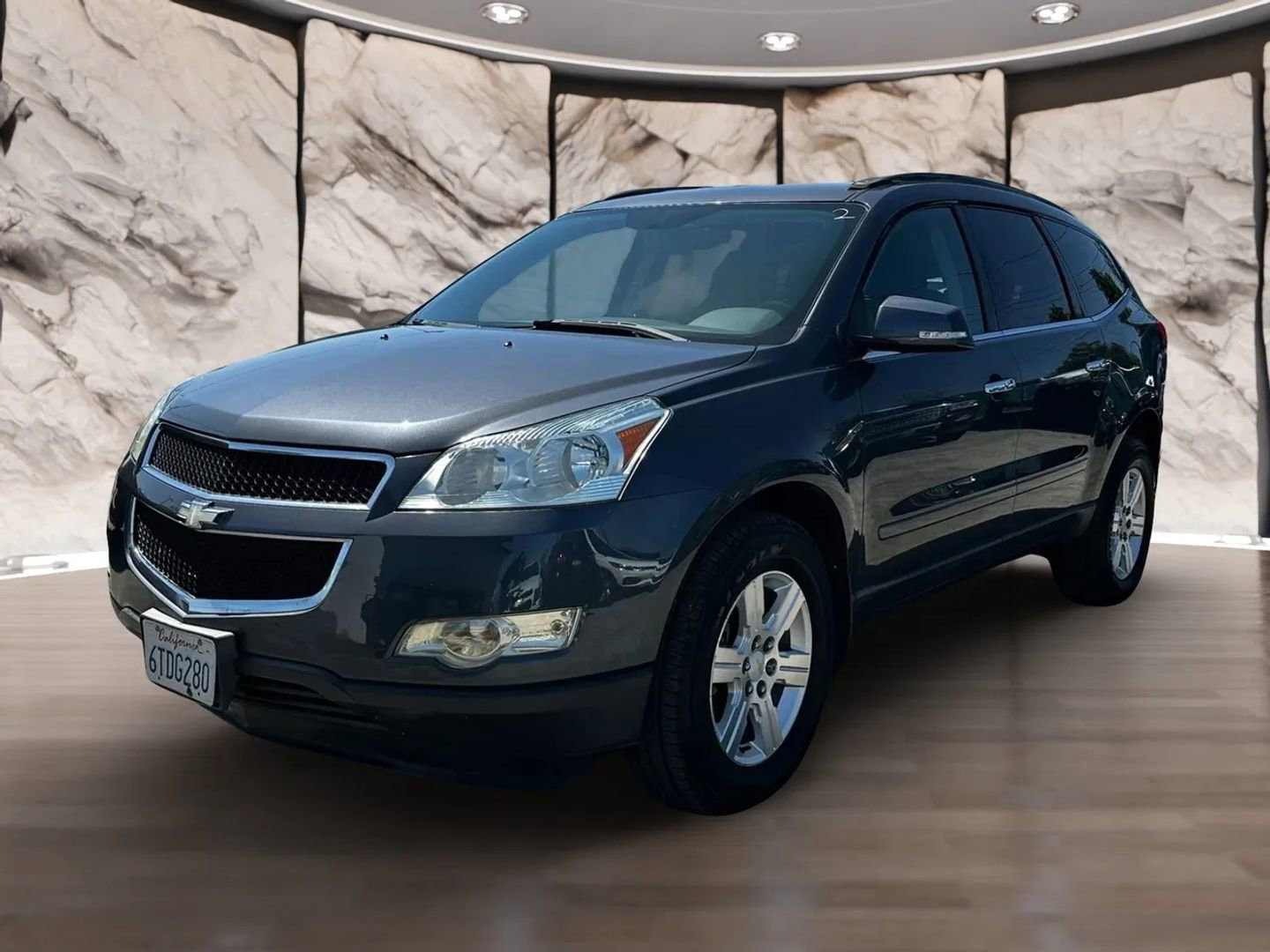 Used 2011 Chevrolet Traverse LT w/ Personal Connectivity Package FWD image 4