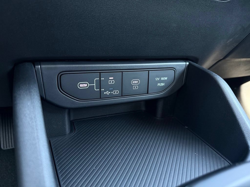 New 2026 Kia K4 FWD image 21