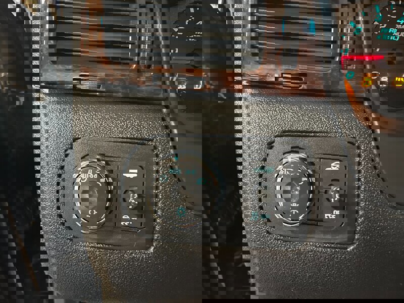 Used 2014 Chevrolet Impala Limited LS FWD image 12