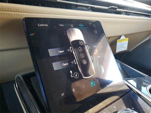 New 2025 Cadillac Escalade IQ Luxury 2 w/ LPO, Radiant Package image 17