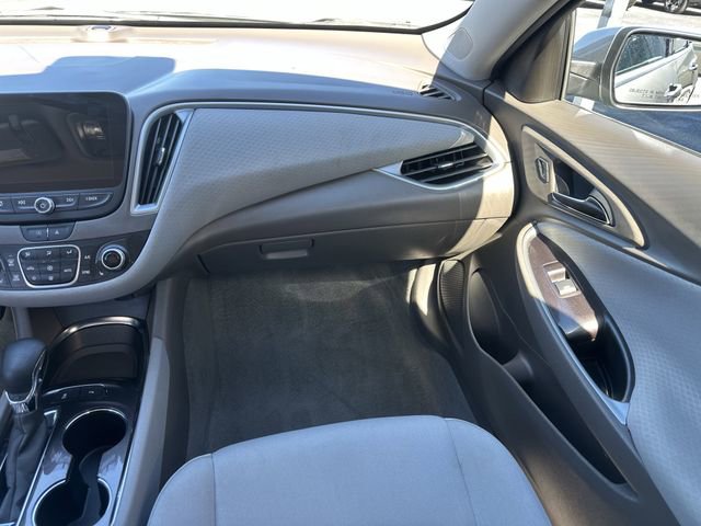 Used 2024 Chevrolet Malibu LT image 14