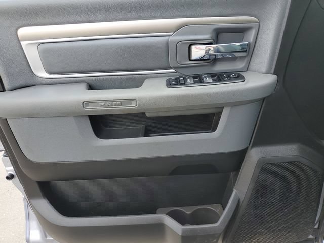 Used 2019 RAM 1500 Classic Warlock AWD/4WD image 17
