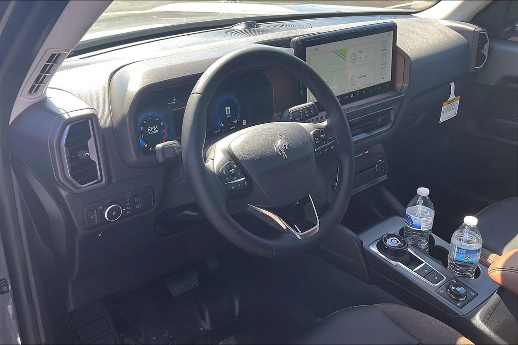 New 2025 Ford Bronco Sport Outer Banks w/ Sasquatch Outer Banks Package image 6