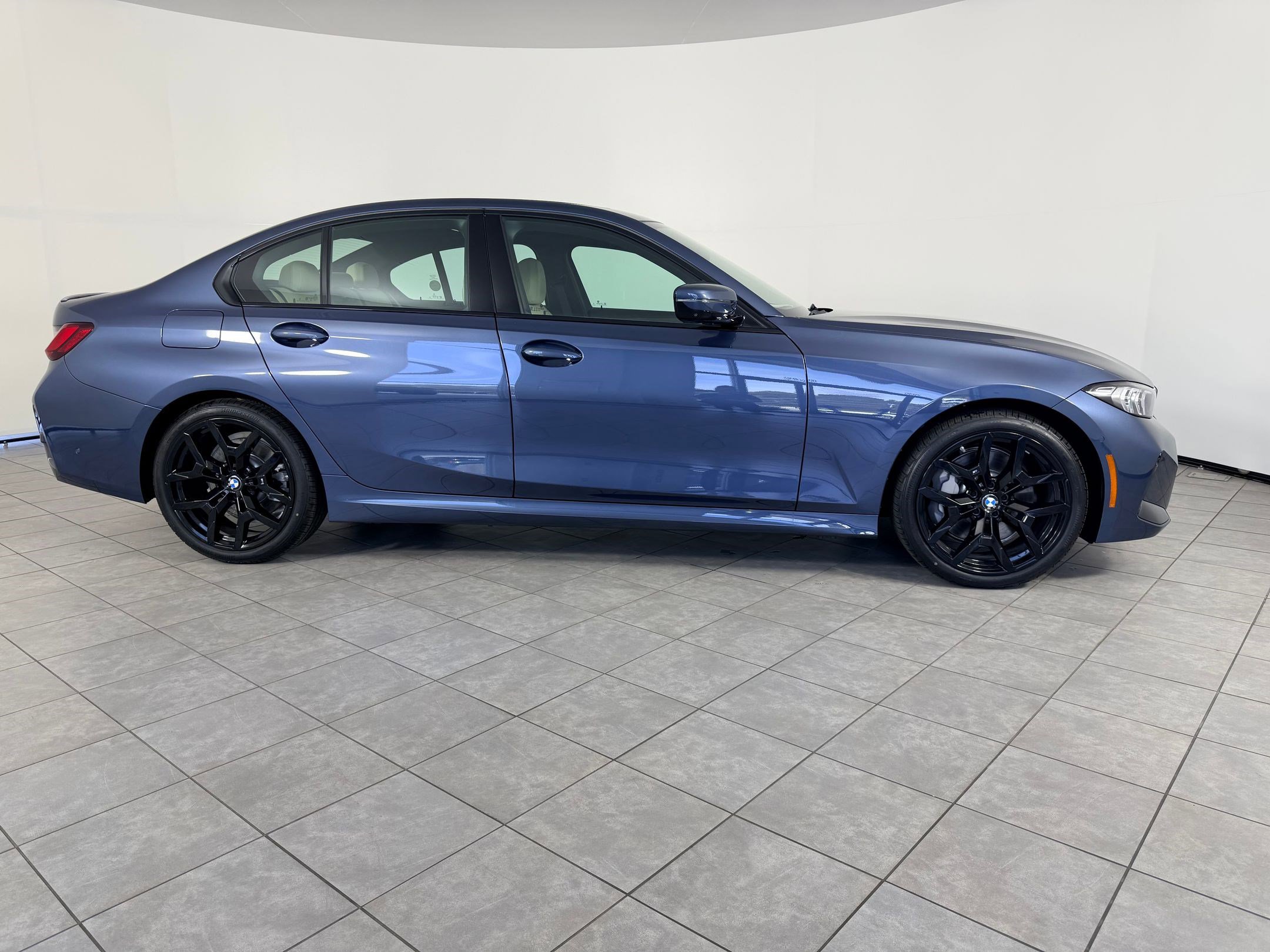 New 2026 BMW 330i Sedan w/ M Sport Package RWD image 7