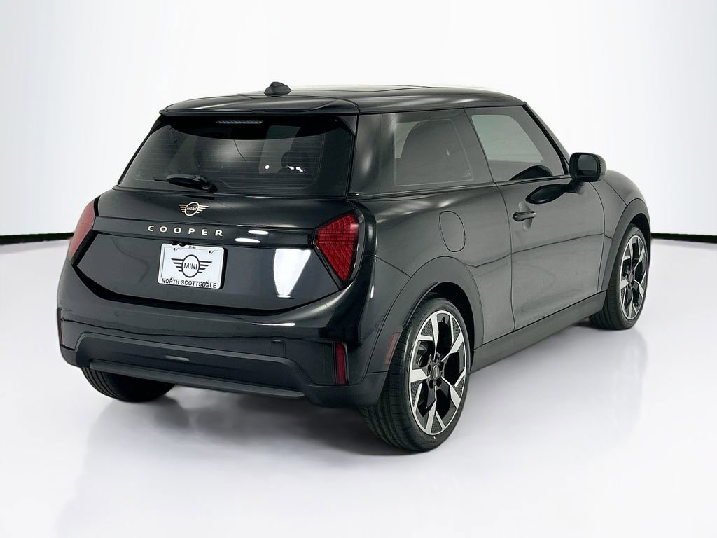 New 2026 MINI Cooper 2-Door Hardtop FWD image 5
