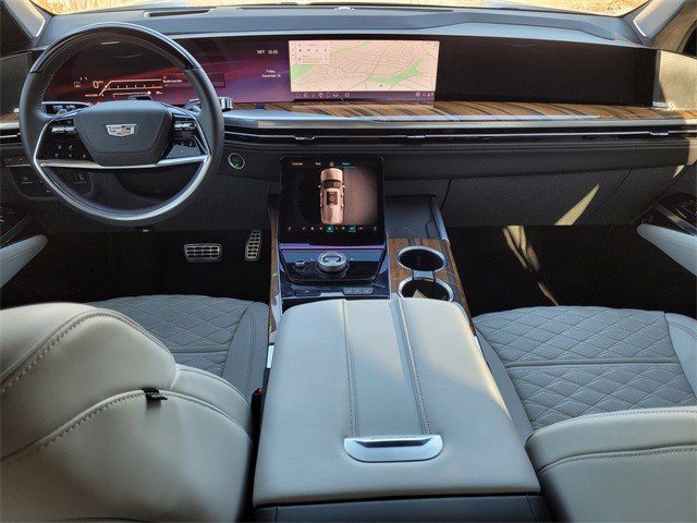 Certified 2025 Cadillac Escalade Sport Platinum w/ LPO, Floor Liner Package image 12