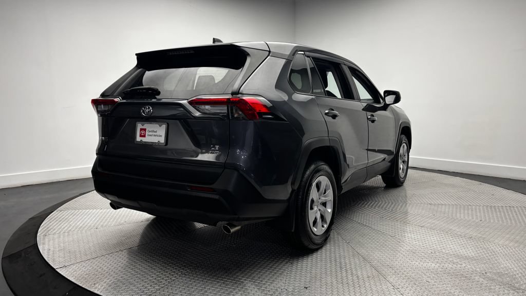Used 2023 Toyota RAV4 LE AWD/4WD image 37