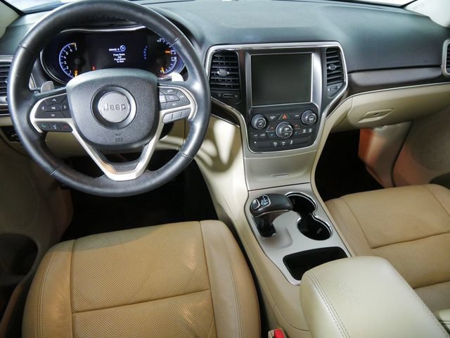 Used 2015 Jeep Grand Cherokee Limited w/ Luxury Group II RWD image 4