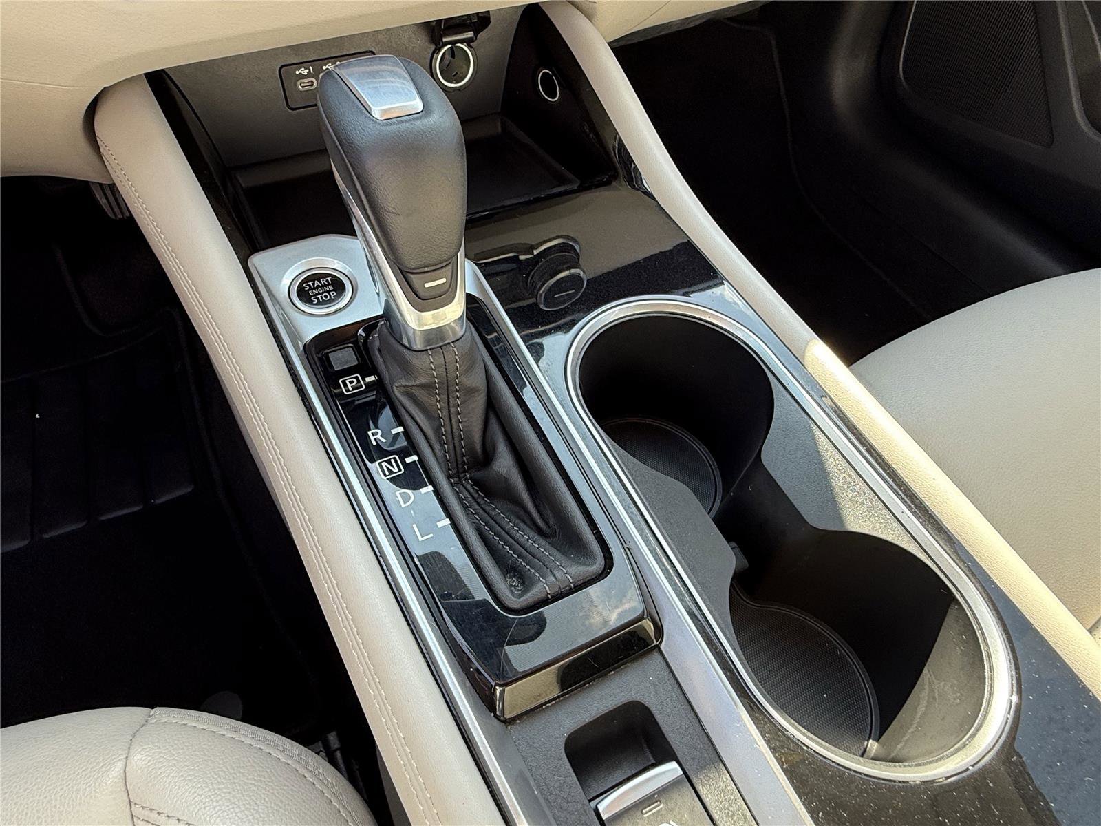 Used 2020 Nissan Altima 2.0 Platinum image 24