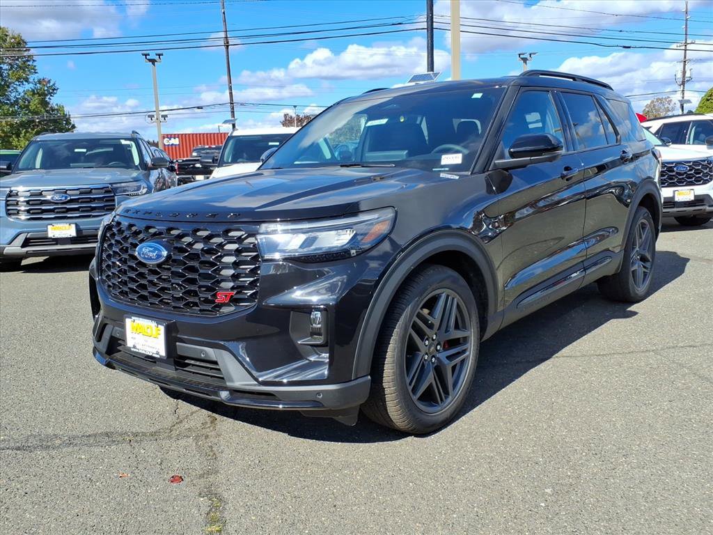 New 2026 Ford Explorer ST image 3