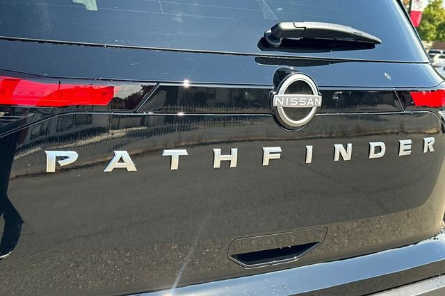 New 2025 Nissan Pathfinder SV image 23