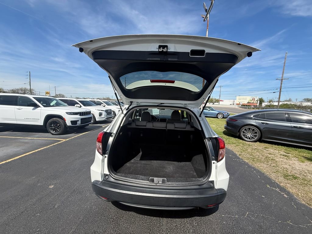 Used 2016 Honda HR-V EX image 5