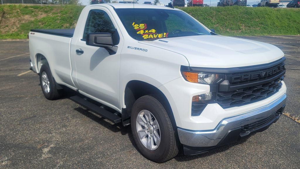 Used 2025 Chevrolet Silverado 1500 W/T w/ WT Value Package AWD/4WD image 2