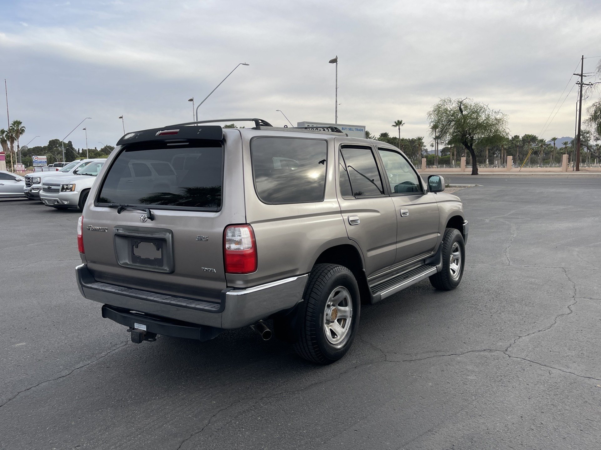 Used 2001 Toyota 4Runner SR5 RWD image 5