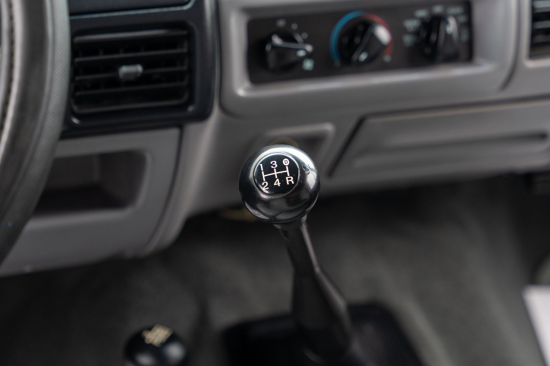 Used 1997 Ford F250 XLT image 23
