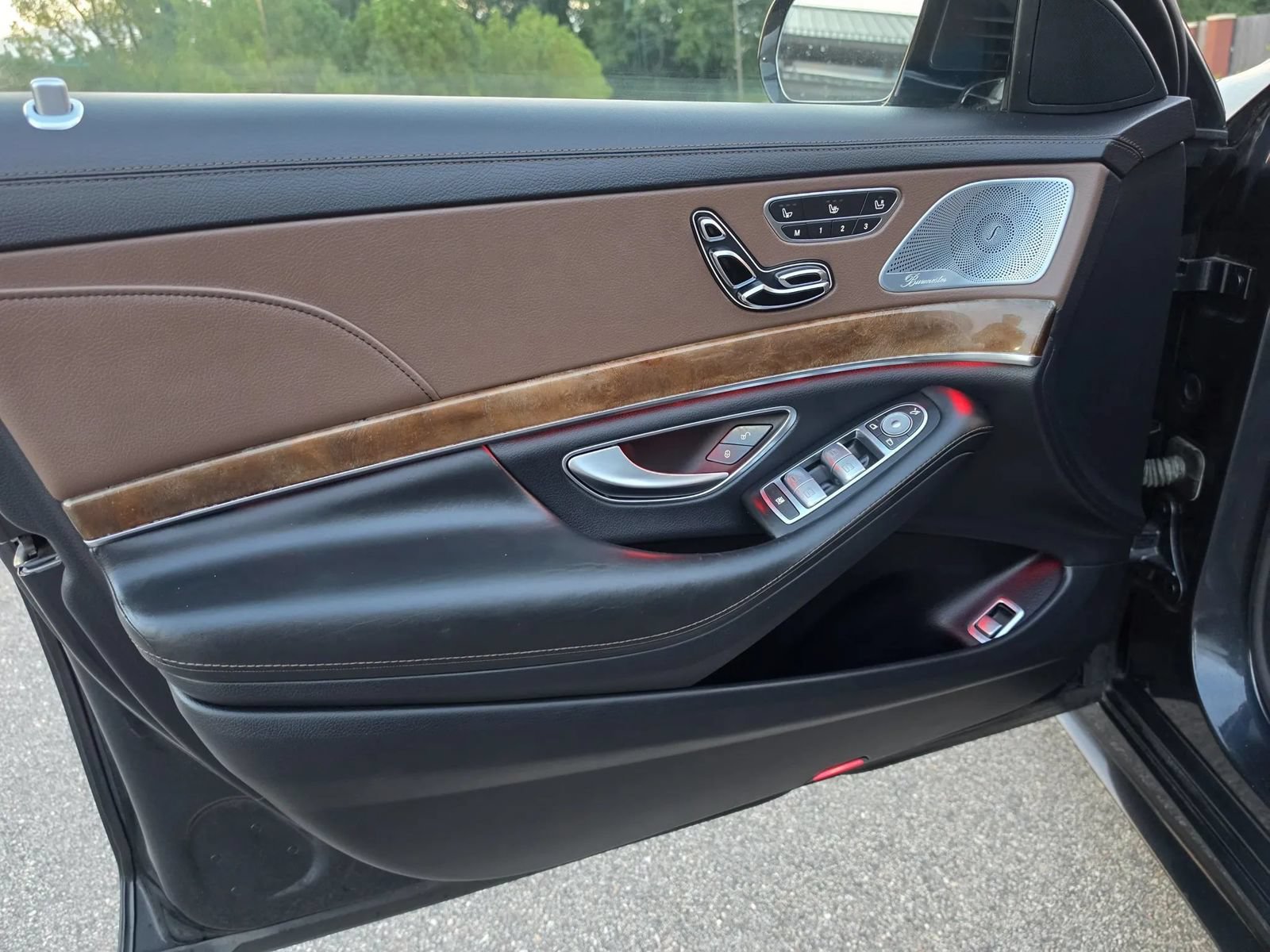 Used 2015 Mercedes-Benz S 550 4MATIC Sedan image 13