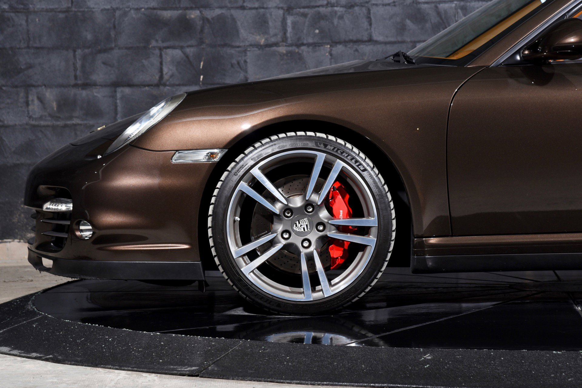 Used 2010 Porsche 911 Turbo image 20