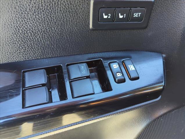 Certified 2018 Toyota RAV4 Limited w/ Advanced Technology Package image 9