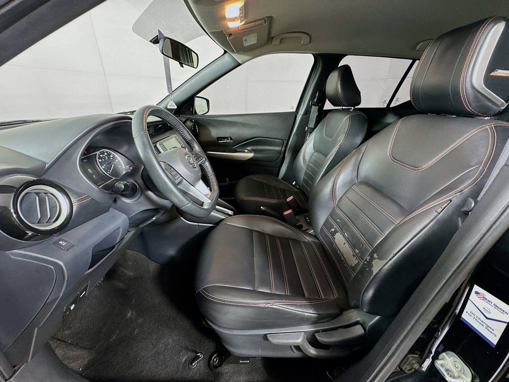 Used 2018 Nissan Kicks SR w/ Premium Package image 24