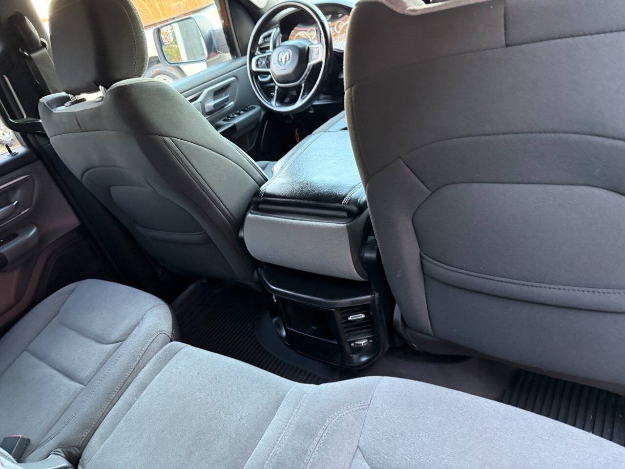 Used 2021 RAM 1500 Big Horn RWD image 21