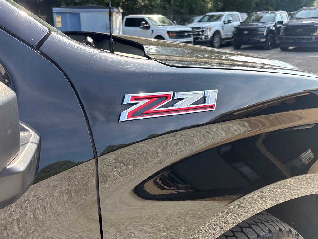 Used 2022 Chevrolet Silverado 1500 RST w/ Z71 Off-Road Package AWD/4WD image 12