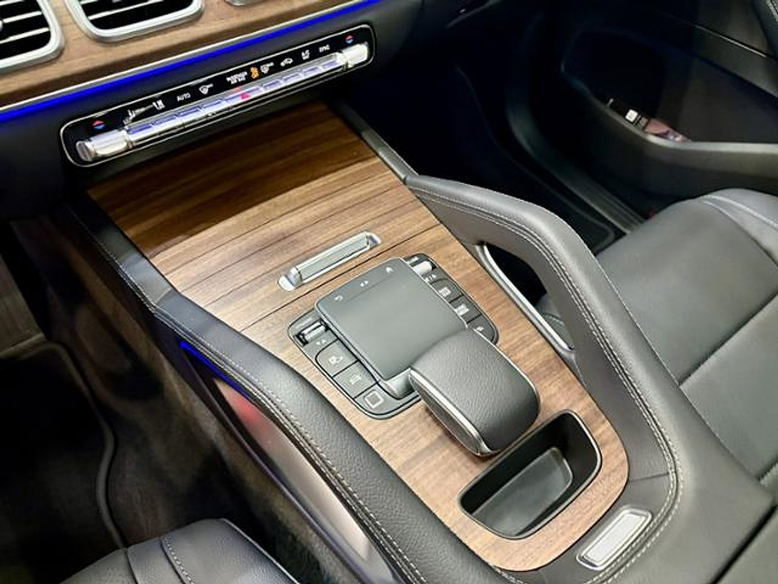 New 2026 Mercedes-Benz GLE 350 4MATIC image 18
